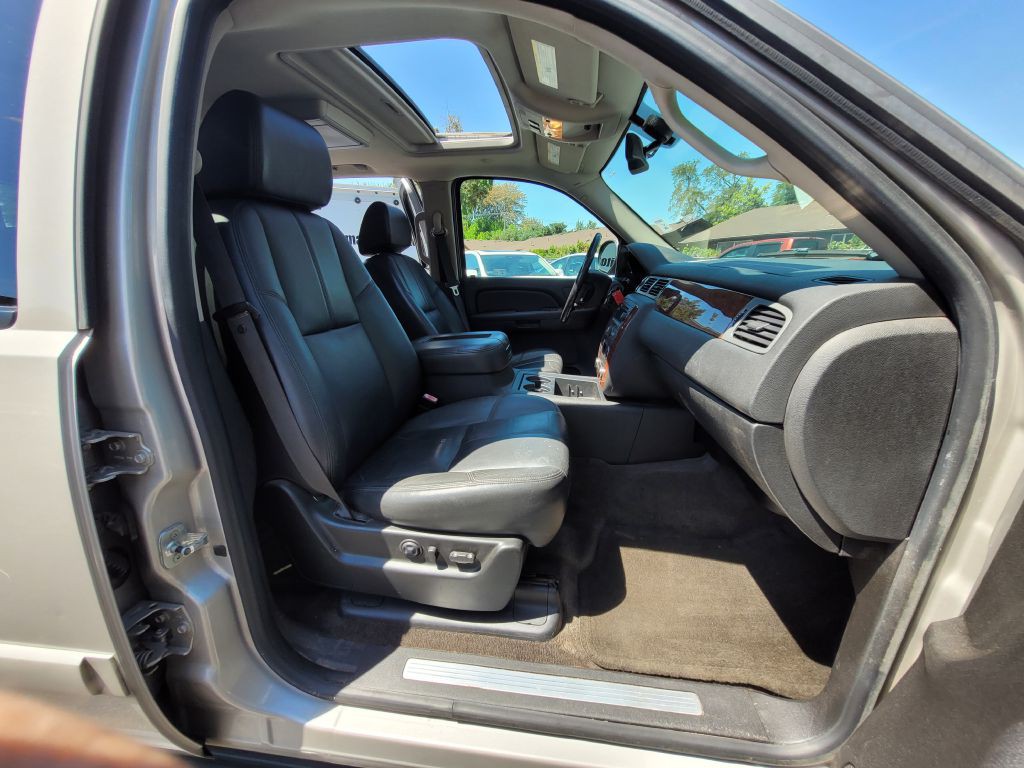 2008 Chevrolet Tahoe Image 11
