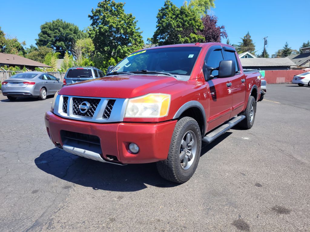 2013 Nissan Titan Image 1