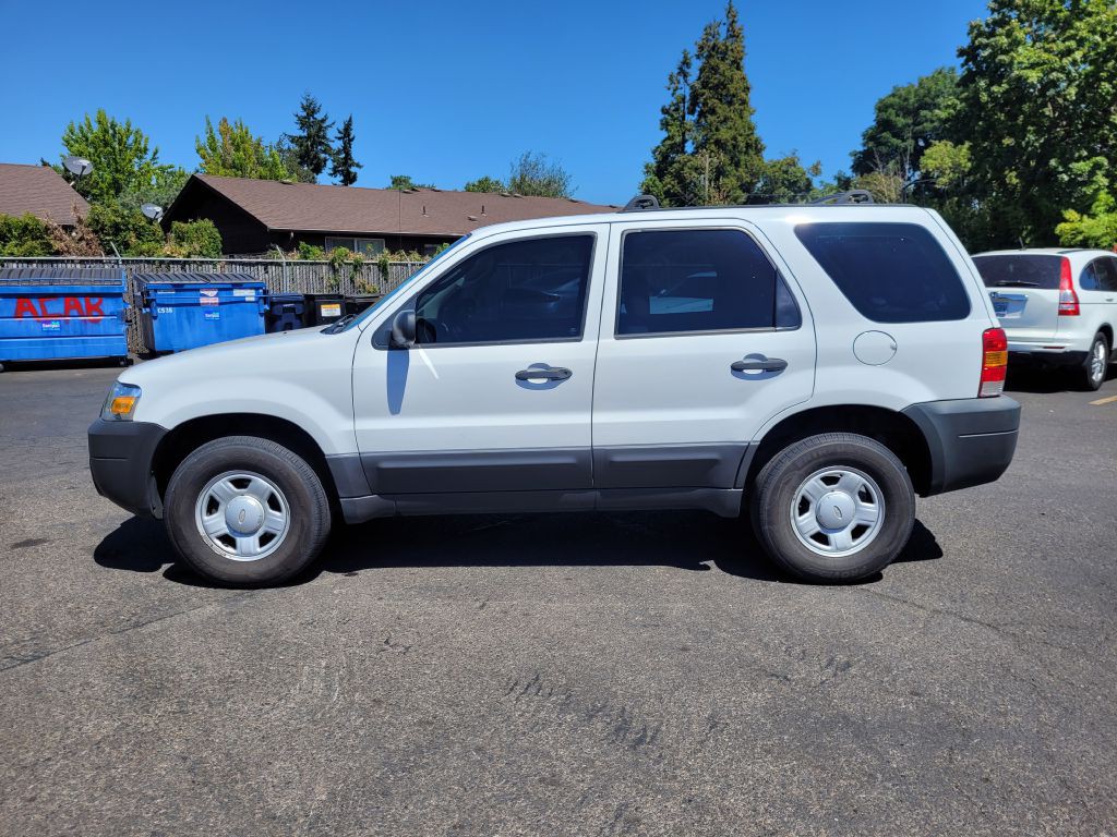 2007 Ford Escape Image 2
