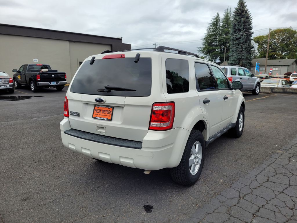2010 Ford Escape Image 6