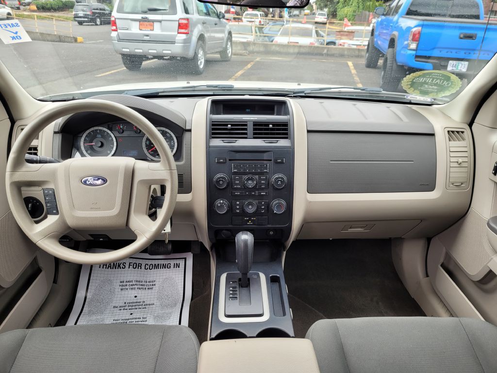 2010 Ford Escape Image 7