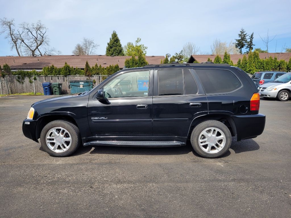 2007 GMC Envoy Image 2