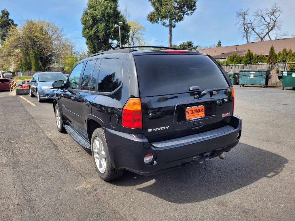 2007 GMC Envoy Image 3
