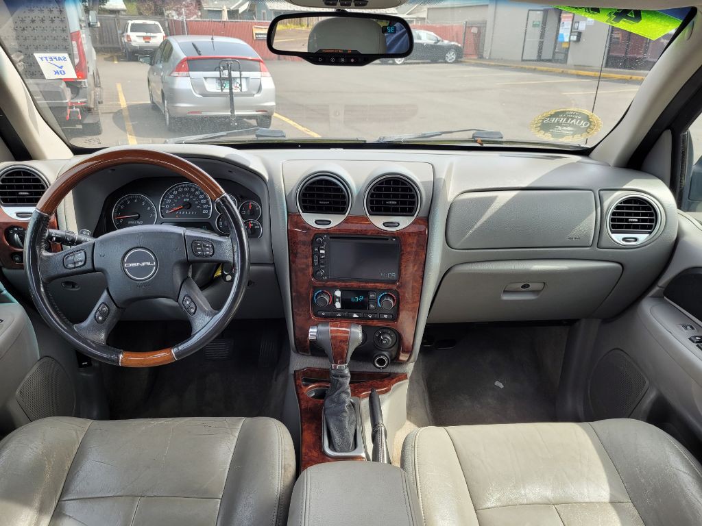 2007 GMC Envoy Image 7