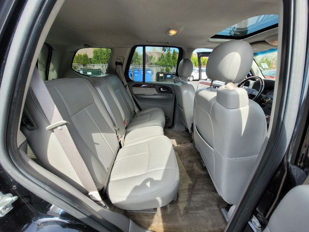 2007 GMC Envoy Image 10