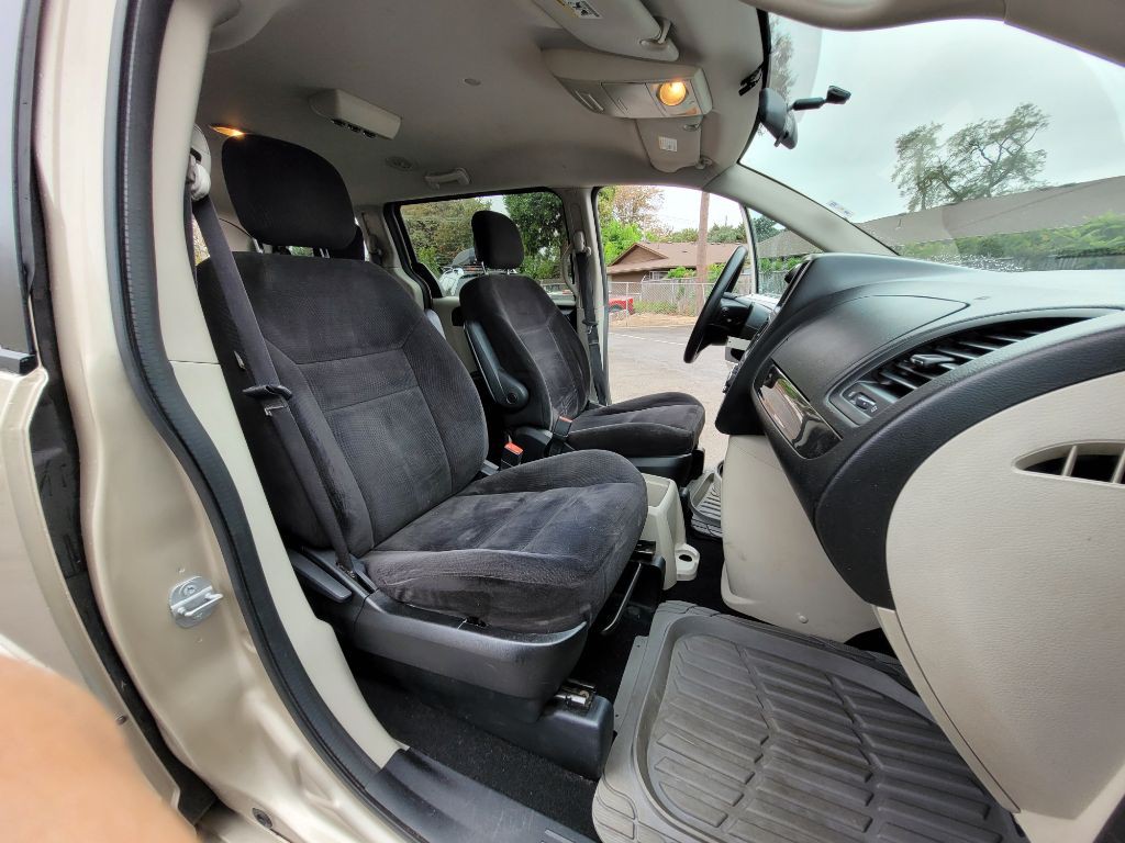 2014 Dodge Grand Caravan Image 11