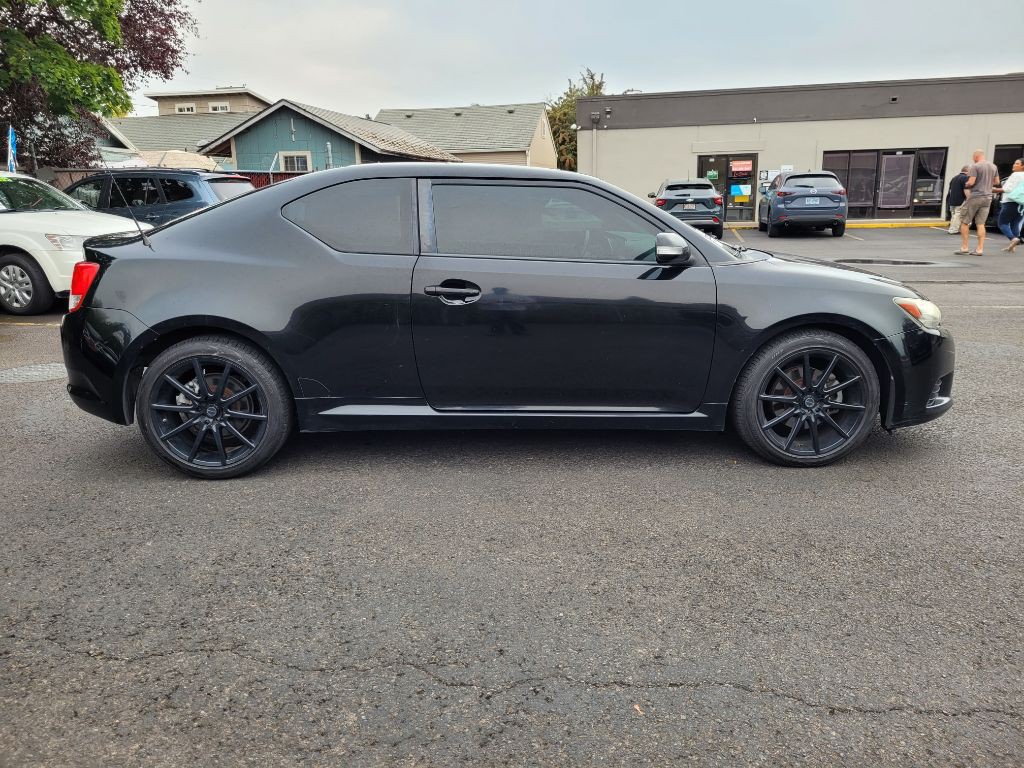 2011 Scion tC Image 5