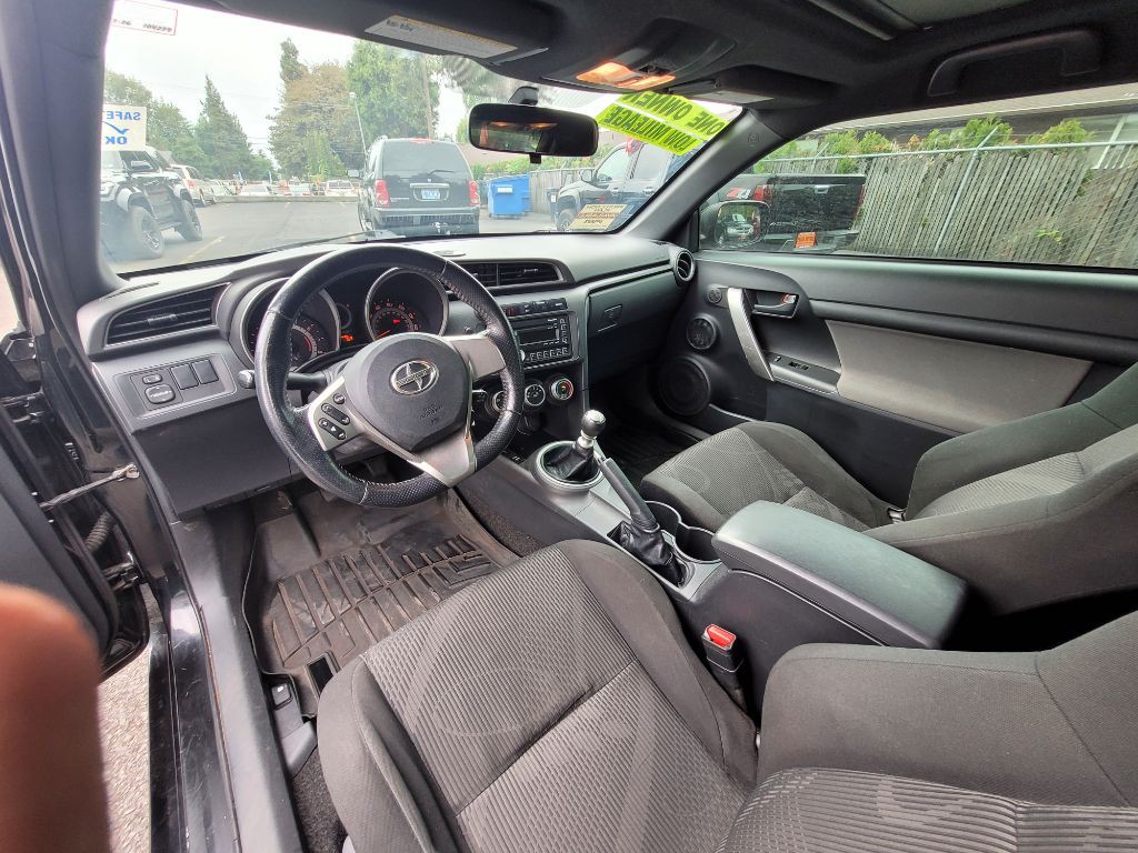2011 Scion tC Image 7