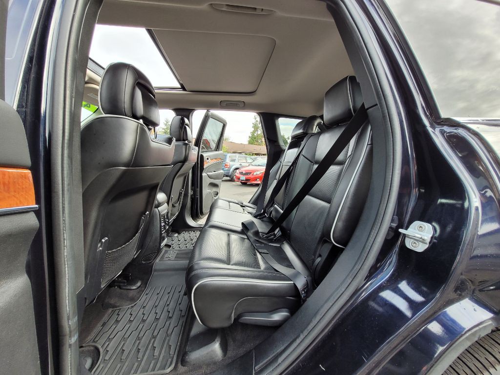 2011 Jeep Grand Cherokee Image 7