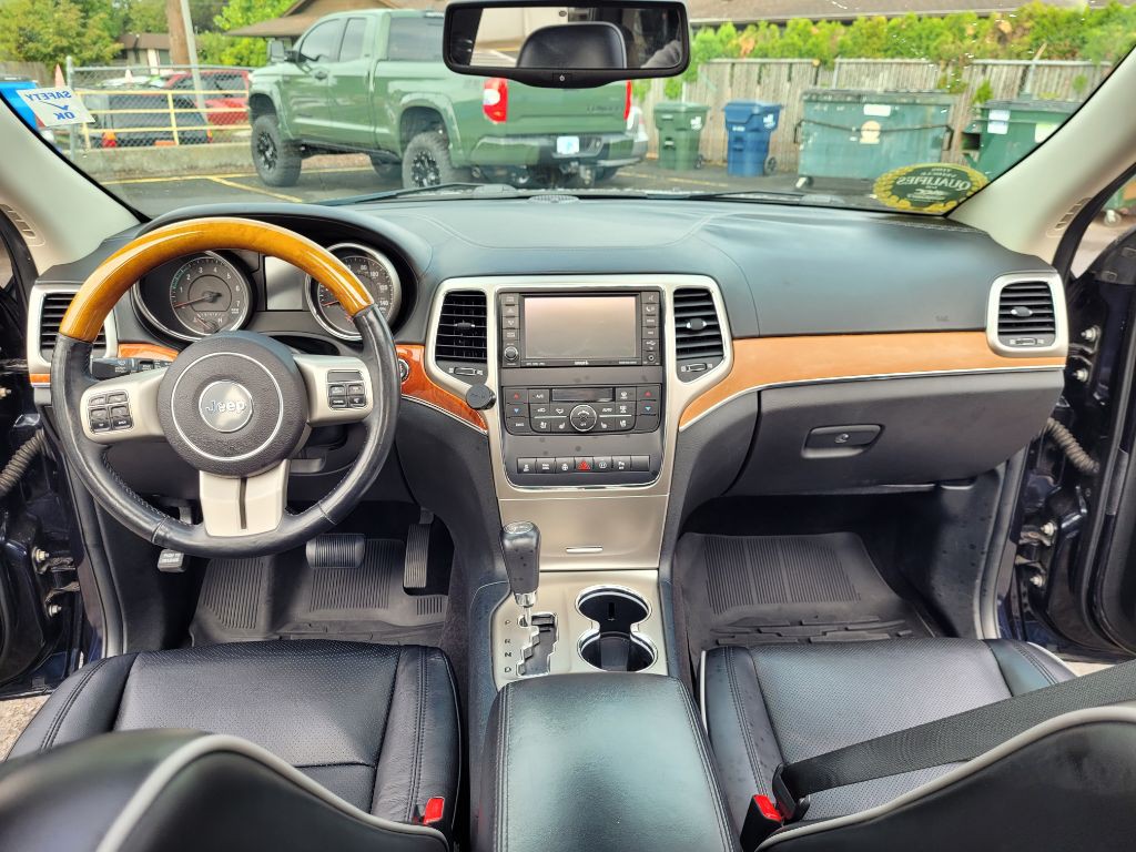 2011 Jeep Grand Cherokee Image 11