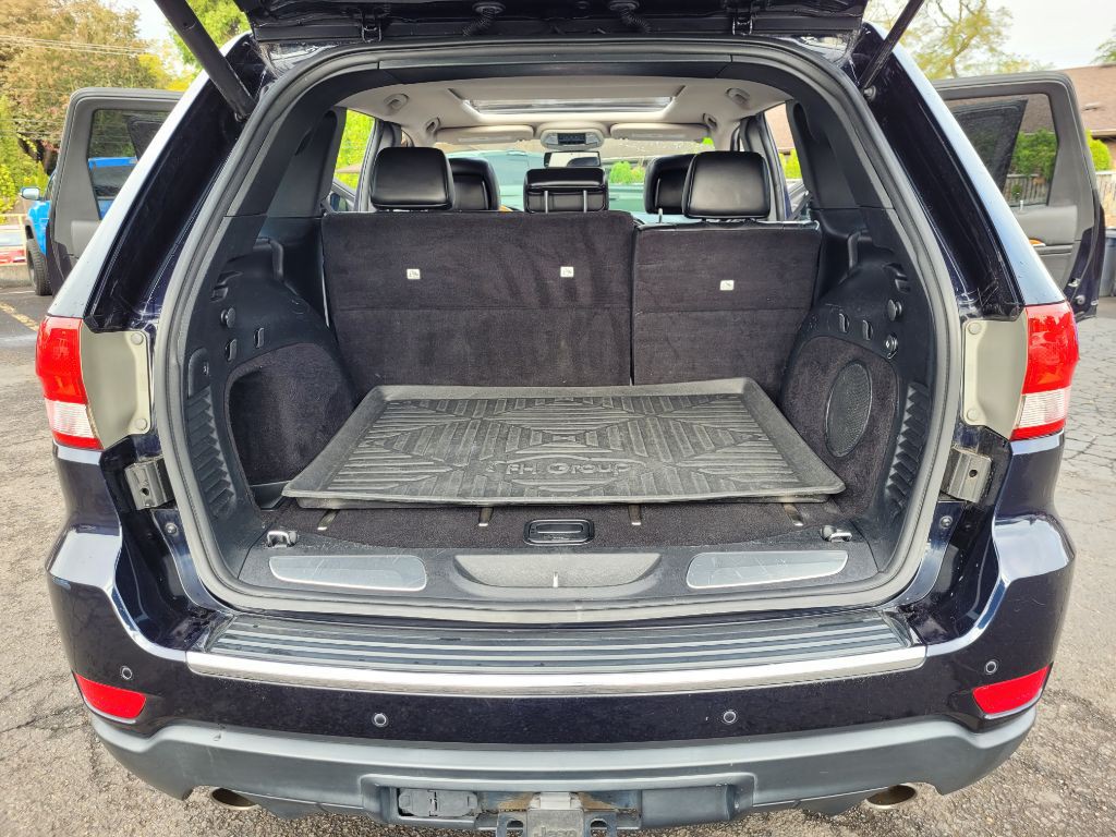2011 Jeep Grand Cherokee Image 13
