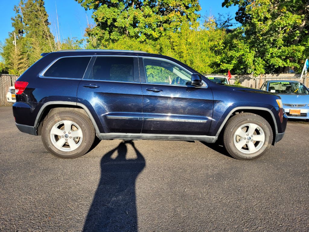 2011 Jeep Grand Cherokee Image 5
