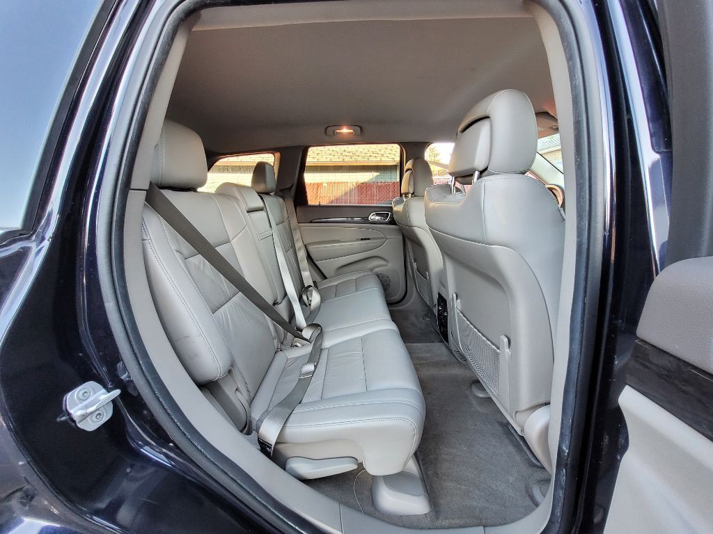 2011 Jeep Grand Cherokee Image 11