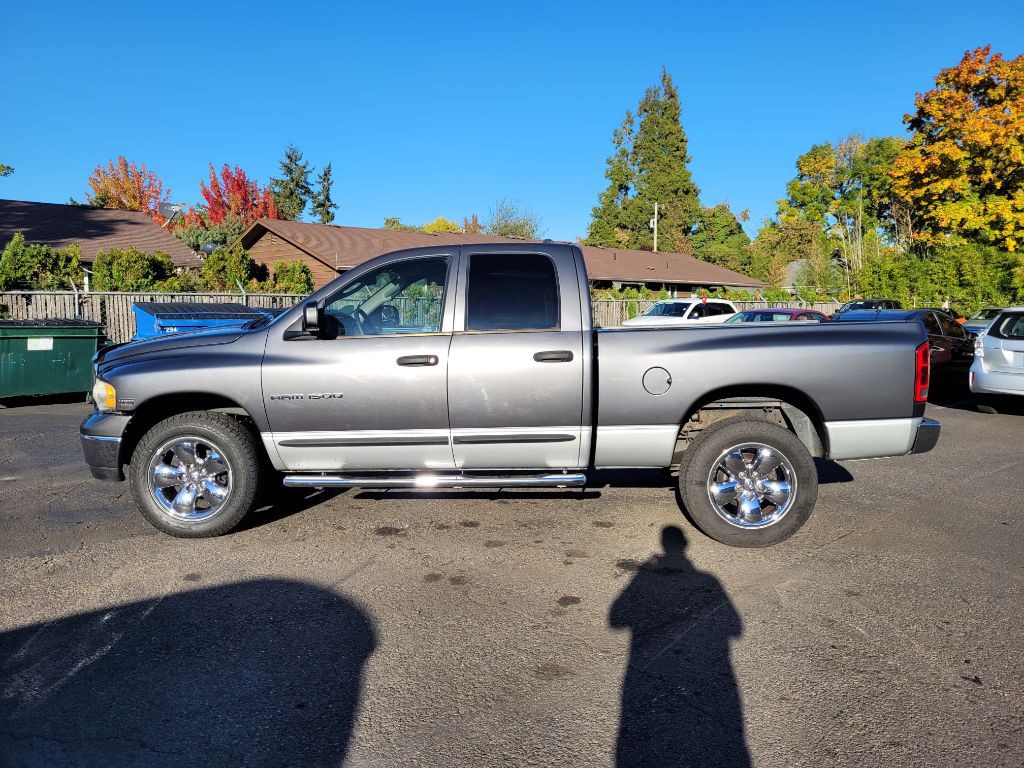 2004 Dodge Ram 1500 Image 2