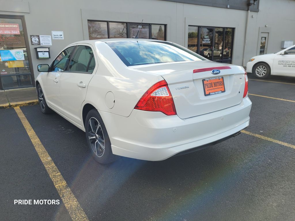 2012 Ford Fusion Image 3
