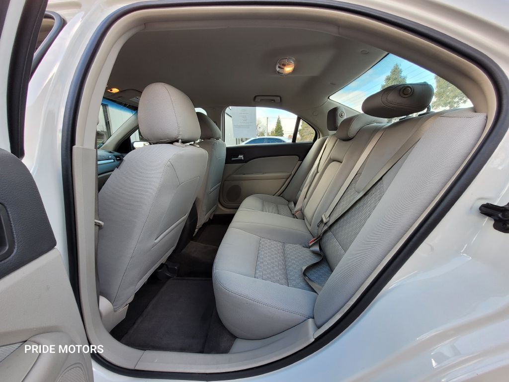 2012 Ford Fusion Image 9