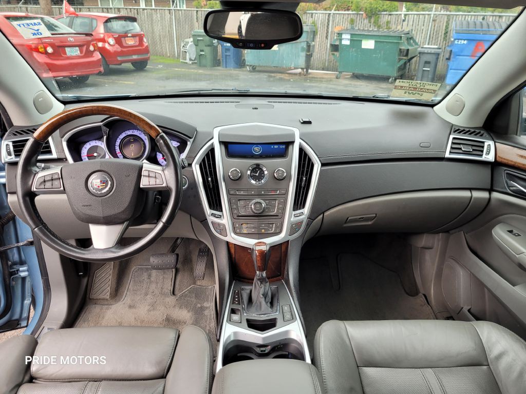 2011 Cadillac SRX Image 7