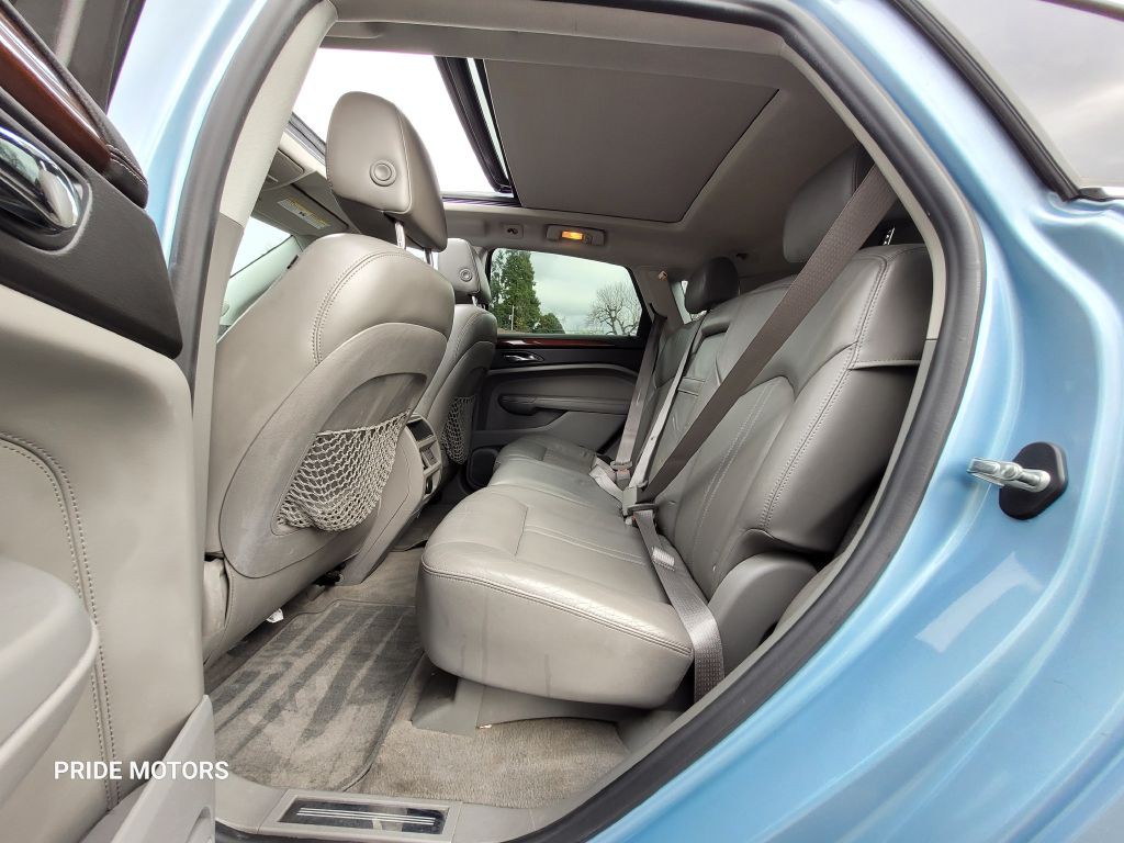 2011 Cadillac SRX Image 9