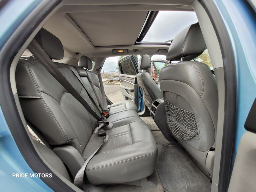 2011 Cadillac SRX Image 11