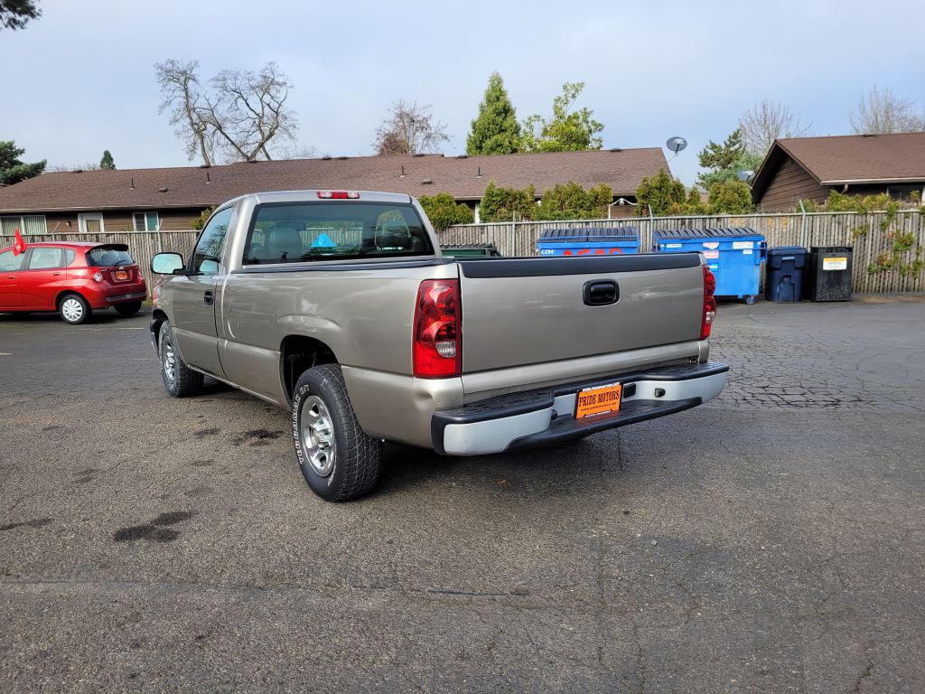2003 Chevrolet Silverado 1500 Image 3