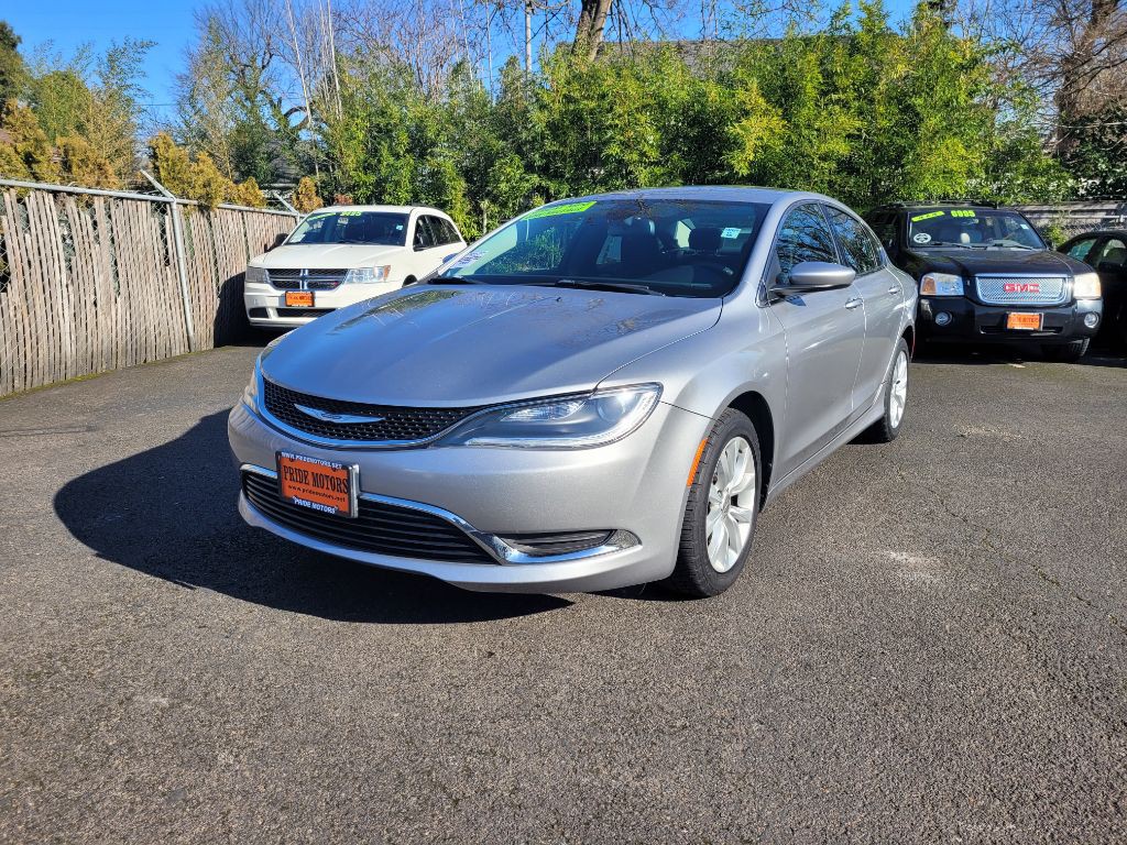 2015 Chrysler 200 Image 1