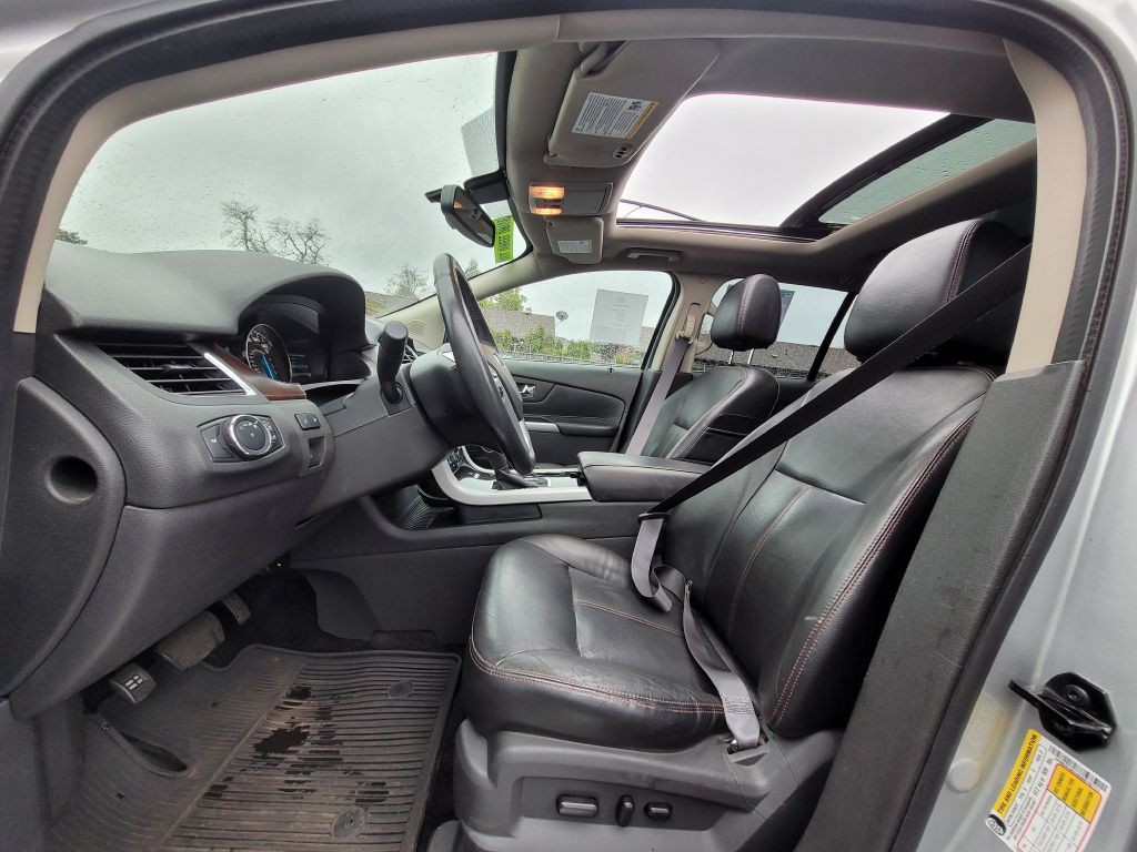 2014 Ford Edge Image 8