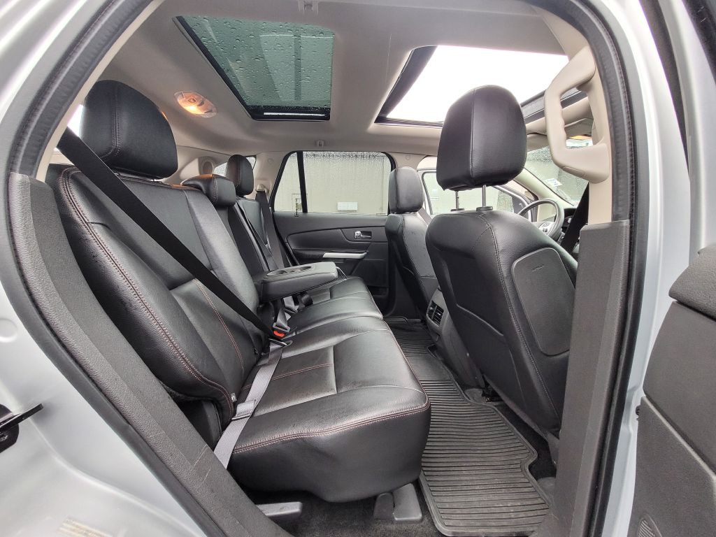 2014 Ford Edge Image 11