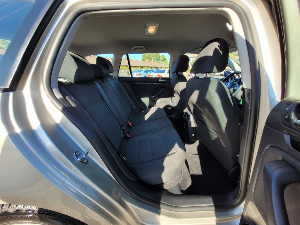 2014 Volkswagen Jetta Image 11