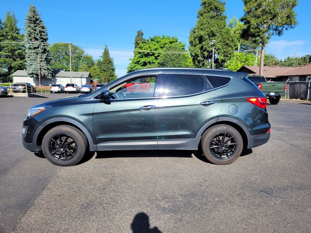 2013 Hyundai Santa Fe Image 2