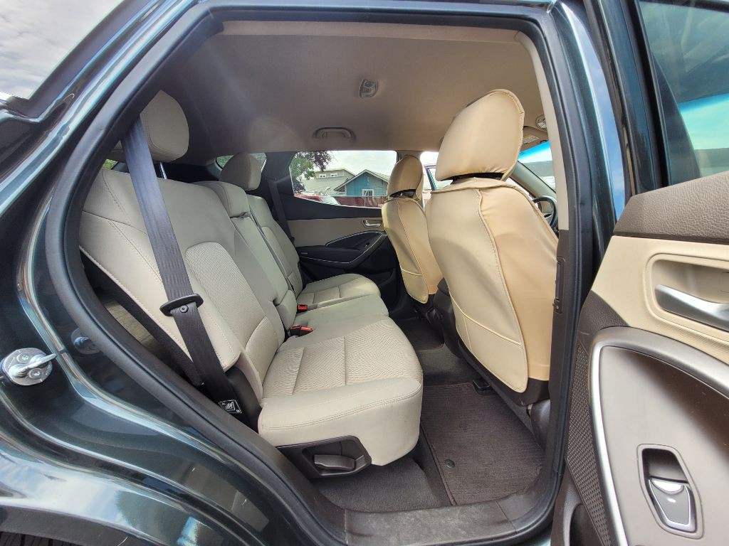 2013 Hyundai Santa Fe Image 11