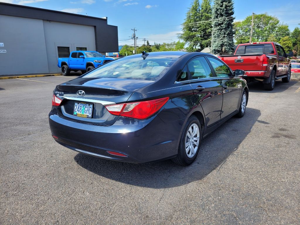 2011 Hyundai Sonata Image 6