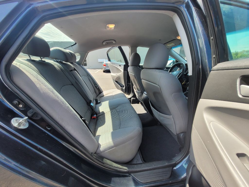 2011 Hyundai Sonata Image 10