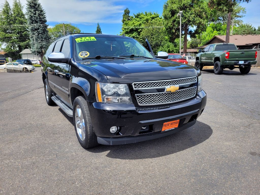 2014 Chevrolet Suburban Image 4