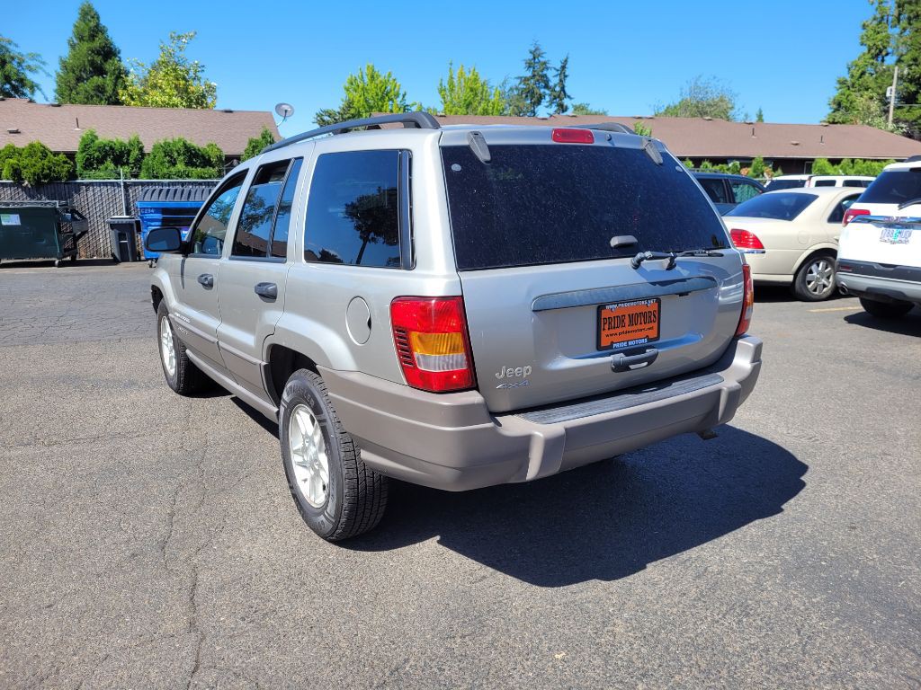 2003 Jeep Grand Cherokee Image 3