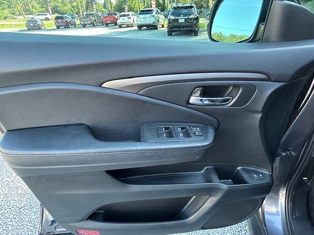 2017 Honda Pilot Image 11