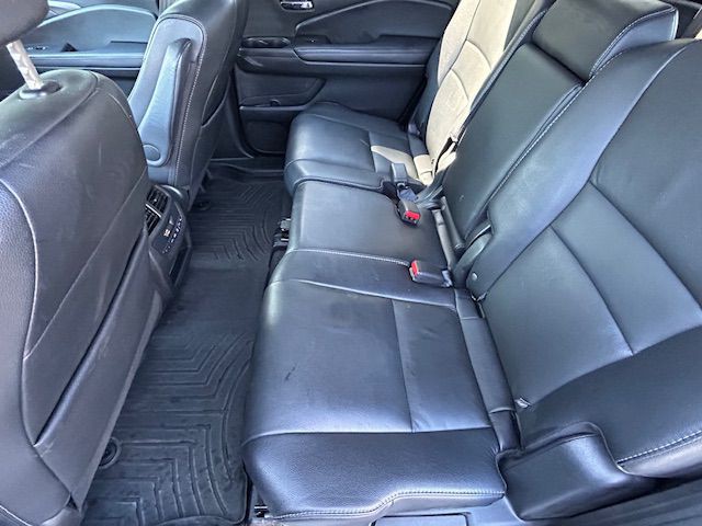 2017 Honda Pilot Image 12