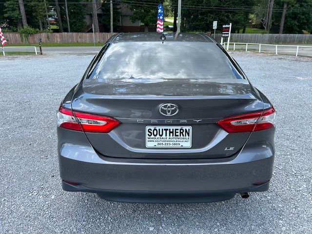 2019 Toyota Camry Image 3