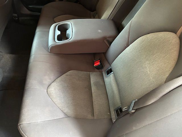 2019 Toyota Camry Image 12