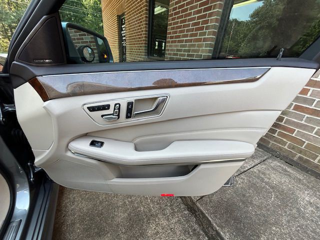 2014 Mercedes-Benz E-Class Image 15