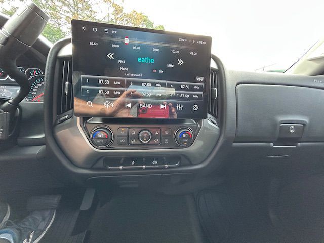 2015 Chevrolet Silverado 1500 Image 18