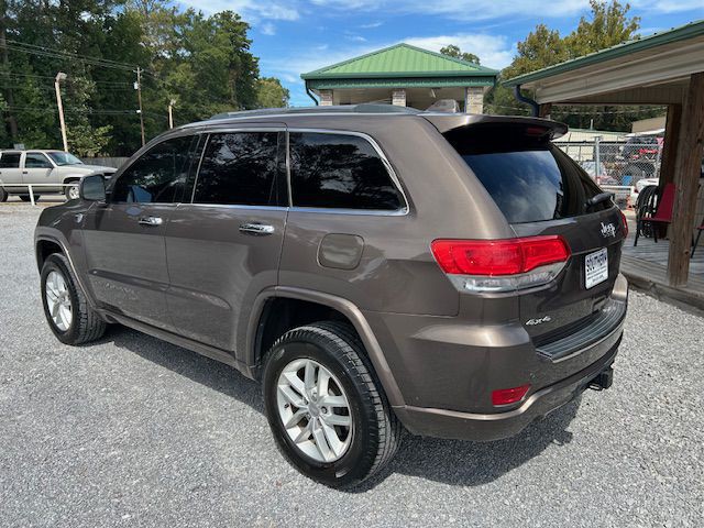 2017 Jeep Grand Cherokee Image 2