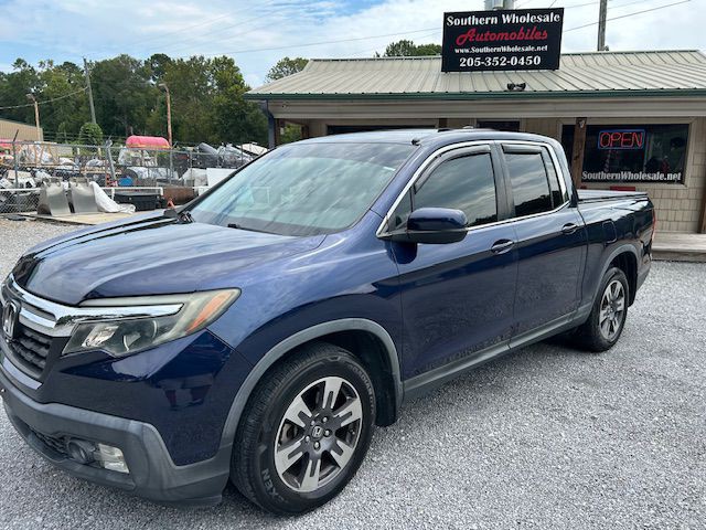 2017 Honda Ridgeline Image 1