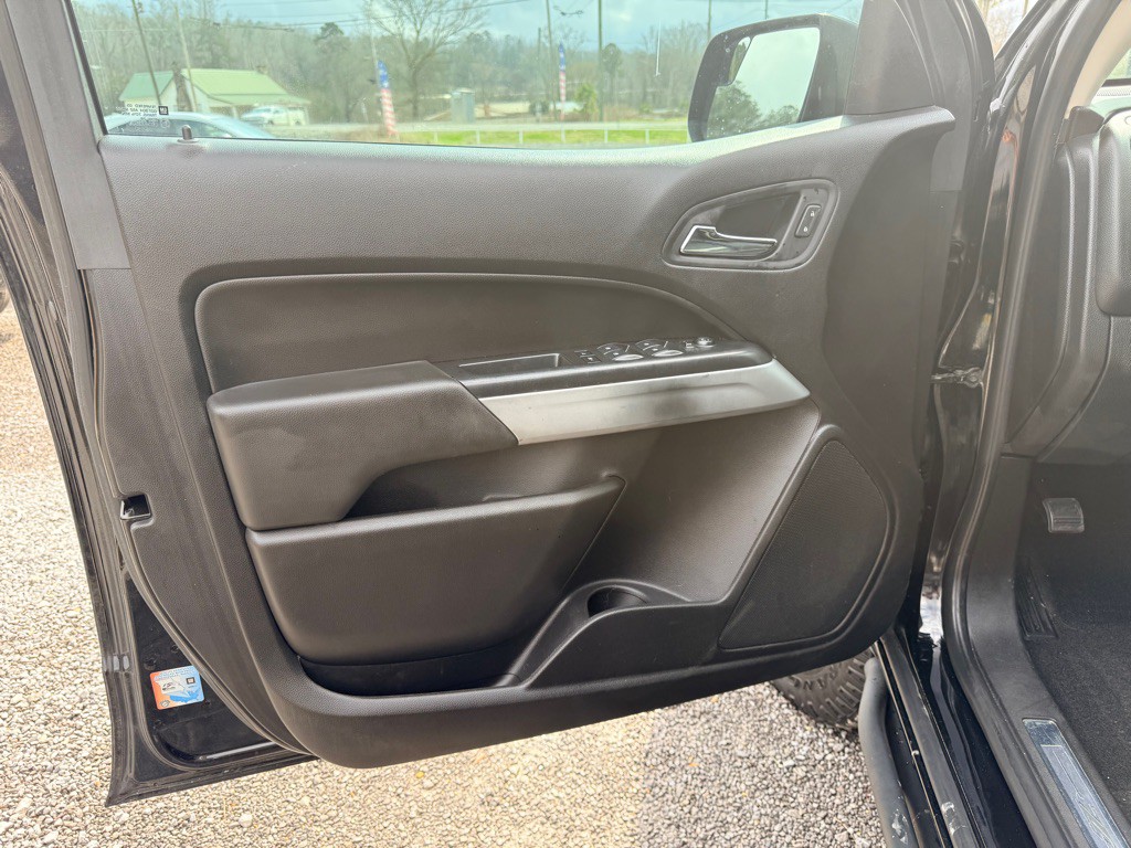 2018 Chevrolet Colorado Image 12