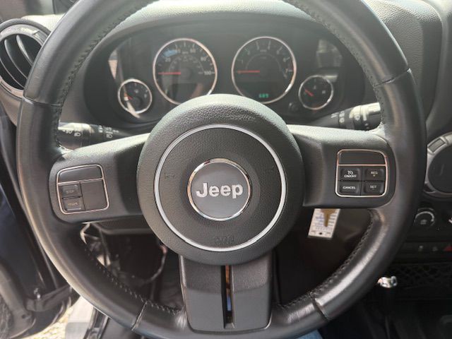 2013 Jeep Wrangler Unlimited Image 11