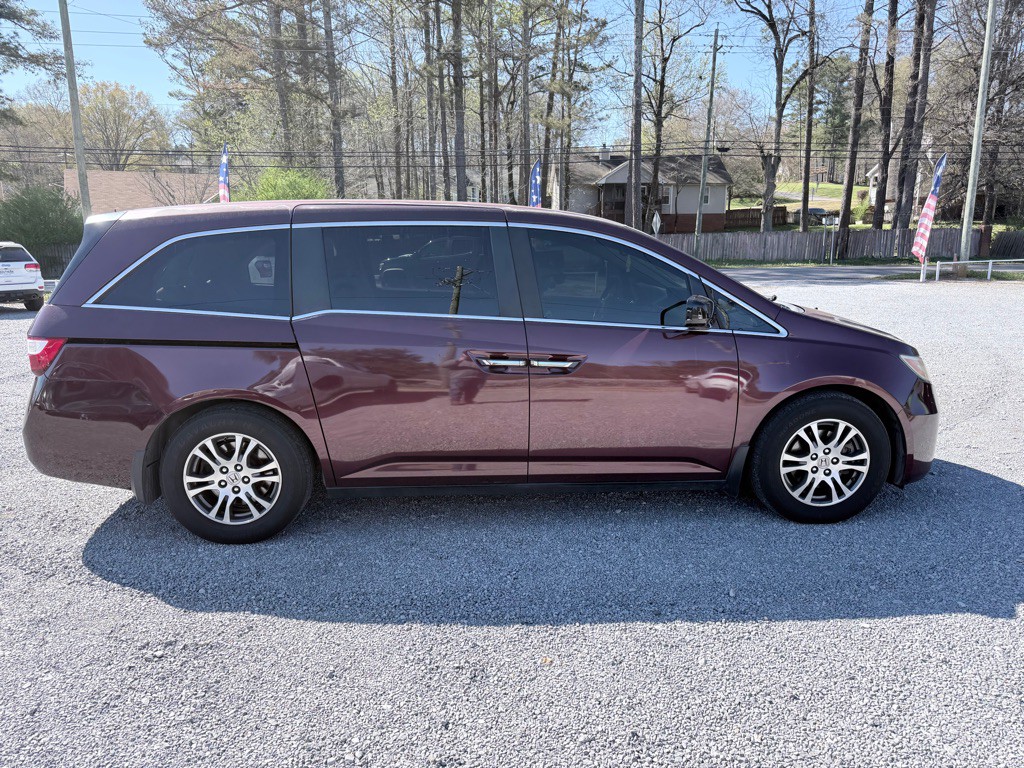 2011 Honda Odyssey Image 3
