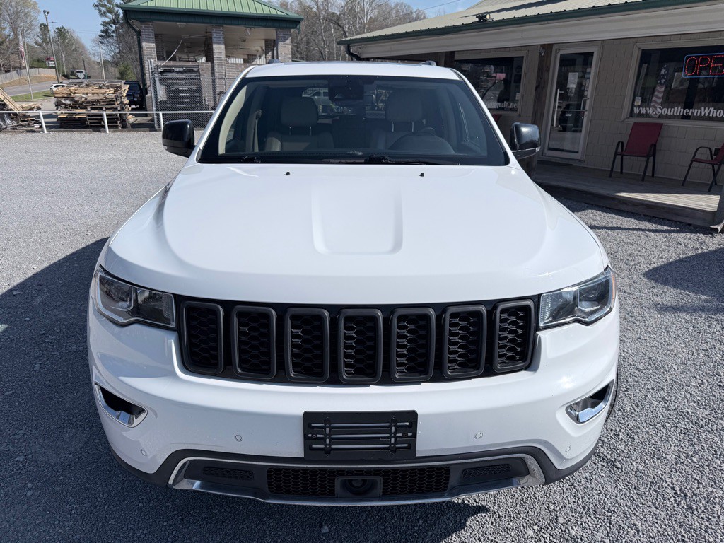 2020 Jeep Grand Cherokee Image 2