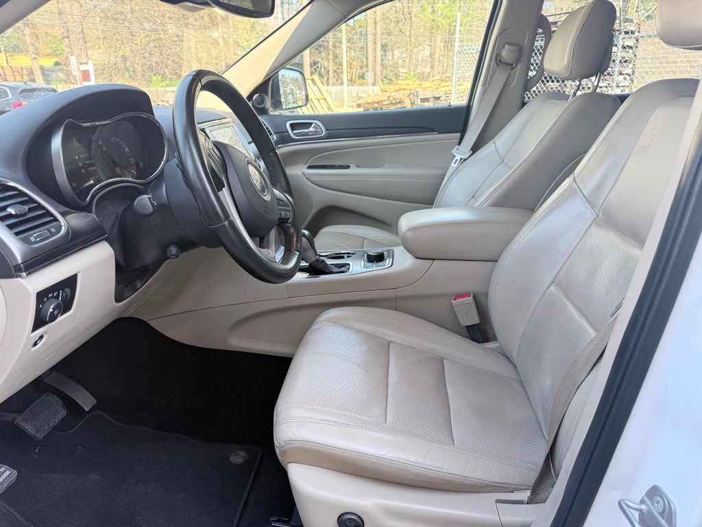 2020 Jeep Grand Cherokee Image 8