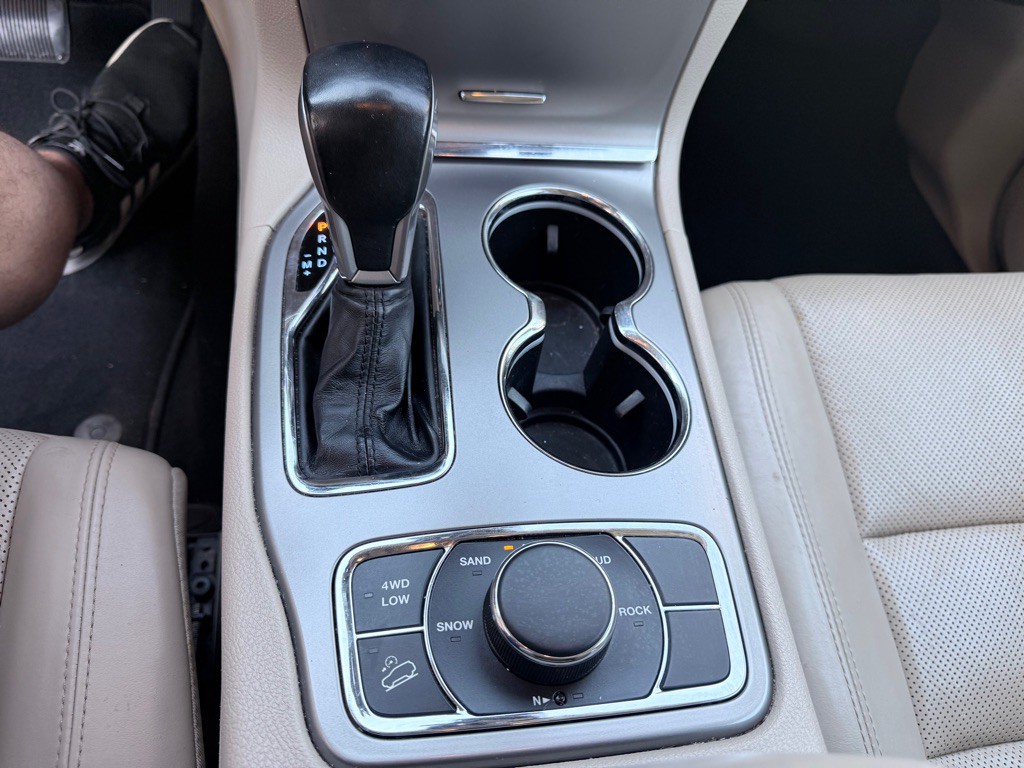 2020 Jeep Grand Cherokee Image 14