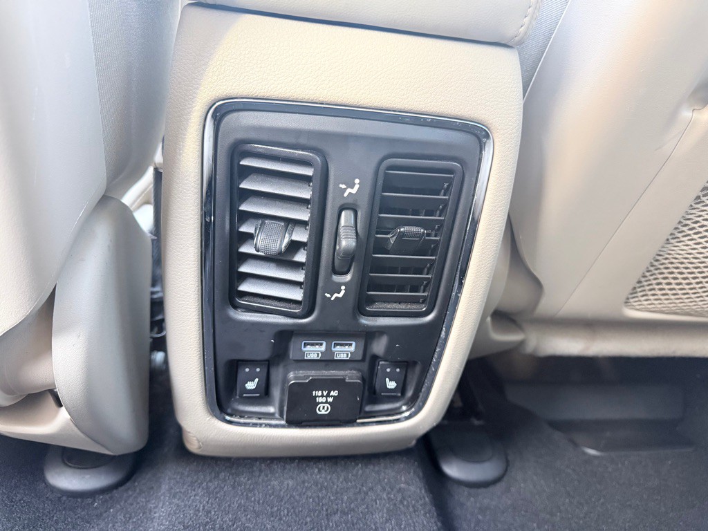 2020 Jeep Grand Cherokee Image 16