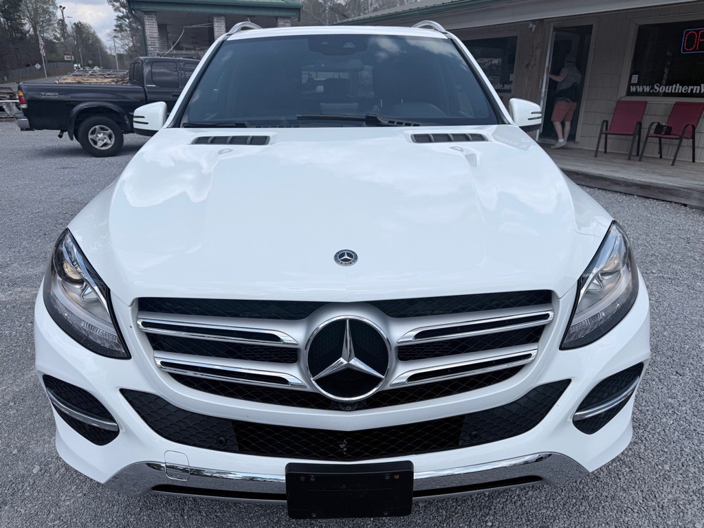 2018 Mercedes-Benz GLE-Class Image 2